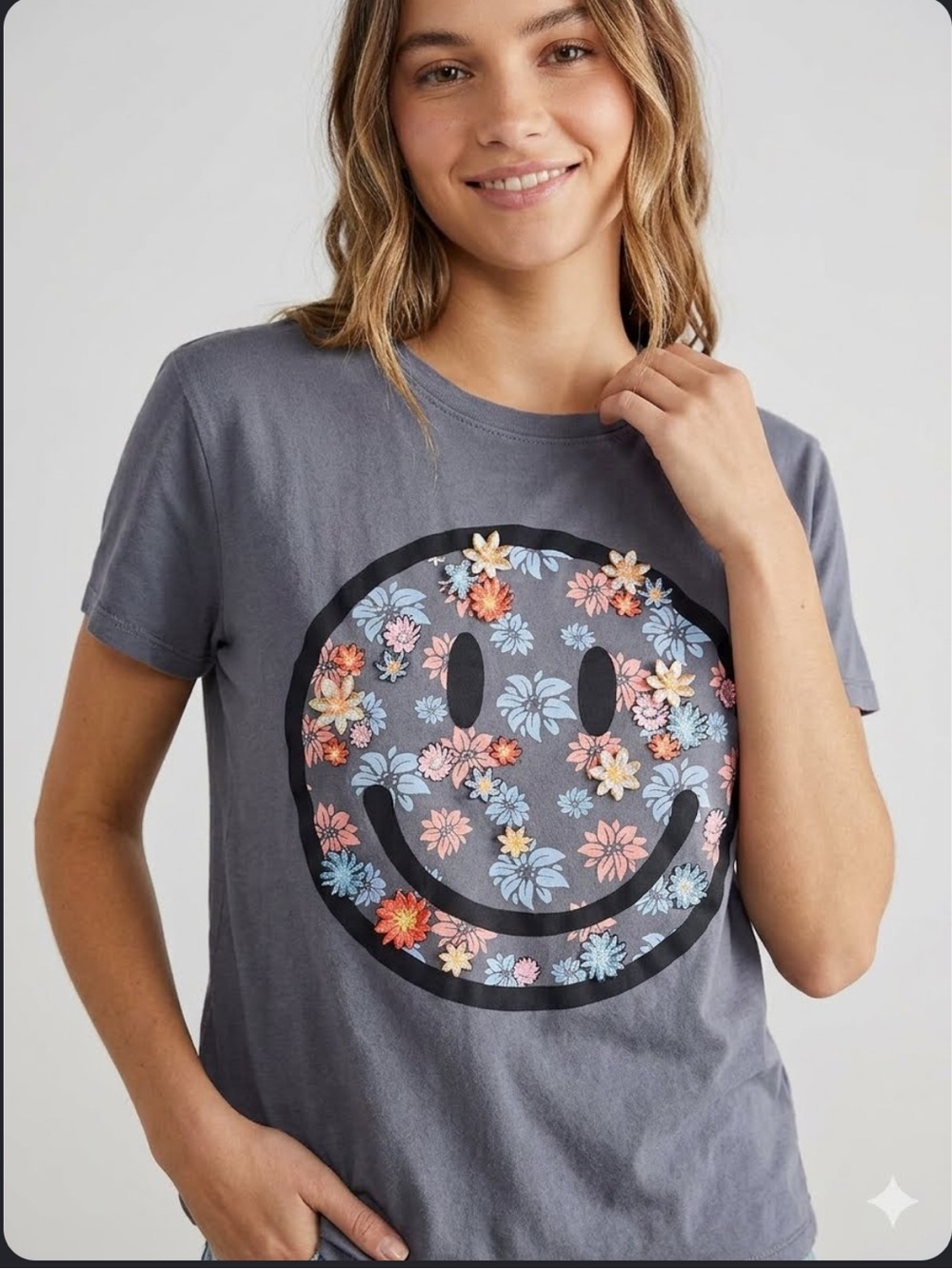 Floral Smile Graphic Tee - Gray